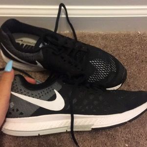 Black and white nike shoes